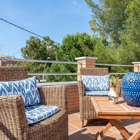 Casa A 50 Metros De La Playa كوماروغا